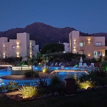 Apart Hotel Los Alazanes Capilla del Monte Bagian luar foto